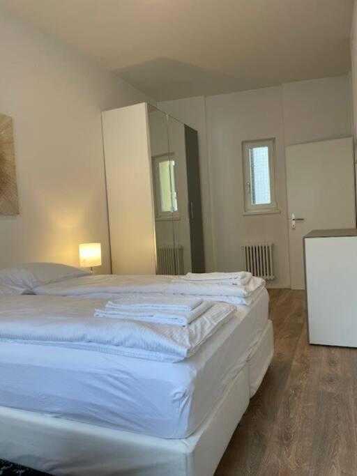 Elegant 2Br Apartment - Canal3 Zürich Eksteriør bilde